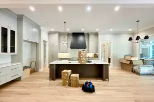 3601 Alamance Dr, Raleigh, NC 27609 - Photo 12