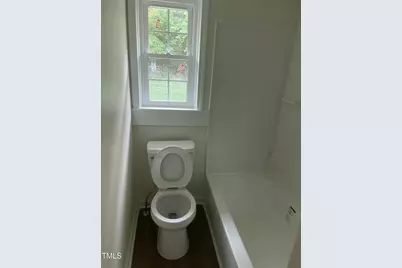 2214 Banks Lane E, Wilson, NC 27893 - Photo 4