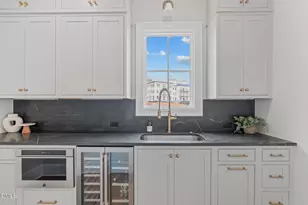 2623 Marchmont St, Raleigh, NC 27608 - Photo 22