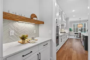 122 Sanderway Dr, Chapel Hill, NC 27516 - Photo 6