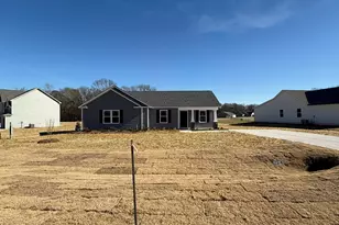 44 Harvest Hls Ln, Dunn, NC 28334 - Photo 2
