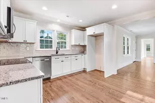 210 S General Lee Ave, Dunn, NC 28334 - Photo 14