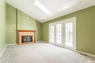 1200 Oakside Ct, Raleigh, NC 27609 - Photo 2