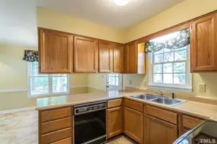 1200 Oakside Ct, Raleigh, NC 27609 - Photo 4