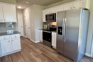 91 Lotus Ave, Smithfield, NC 27577 - Photo 6