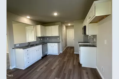 91 Lotus Avenue, Smithfield, NC 27577 - Photo 6