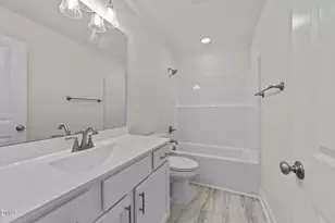 1039 N Lincoln St, Benson, NC 27504 - Photo 26