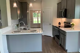 1039 N Lincoln St, Benson, NC 27504 - Photo 8