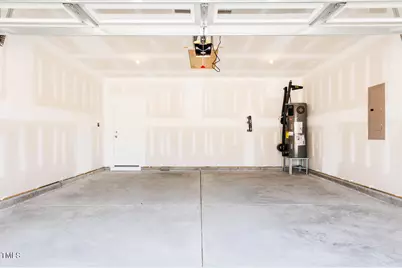 207 Golfview Avenue, Benson, NC 27504 - Photo 16