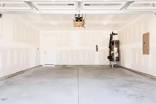 207 Golfview Ave, Benson, NC 27504 - Photo 16