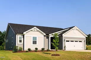 207 Golfview Ave, Benson, NC 27504 - Photo 4