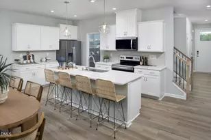 25 Silver Pne Dr, Angier, NC 27501 - Photo 2