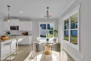 358 Coats Rdg Dr, Benson, NC 27504 - Photo 8