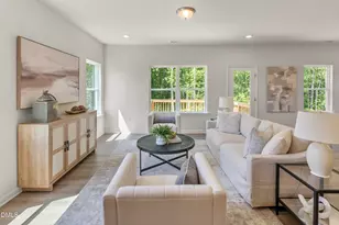 209 E American Marigold Dr, Benson, NC 27504 - Photo 4