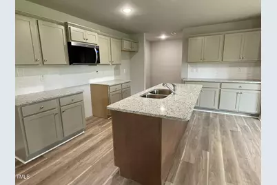 103 Oakfield Trace Drive, Four Oaks, NC 27524 - Photo 4