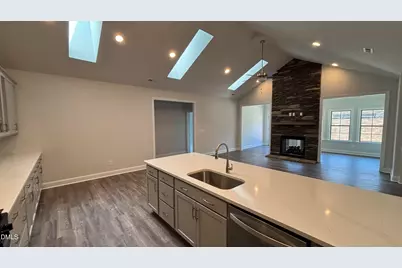 1053 Beechcraft Drive #124, Mebane, NC 27302 - Photo 4