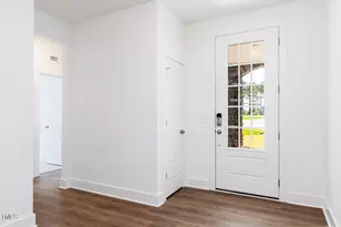283 Golfview Ave, Benson, NC 27504 - Photo 8