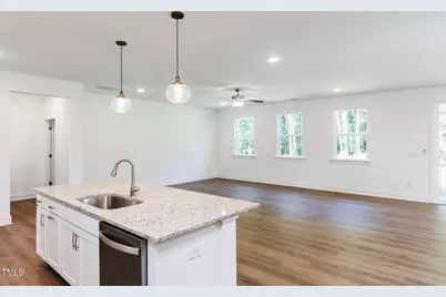 283 Golfview Avenue, Benson, NC 27504 - Photo 10