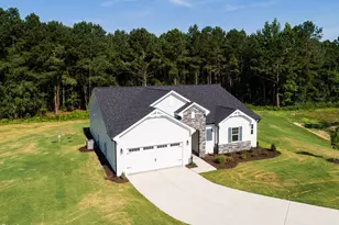 283 Golfview Ave, Benson, NC 27504 - Photo 4