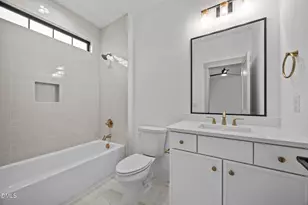 1318 Ivy Ln, Raleigh, NC 27609 - Photo 32