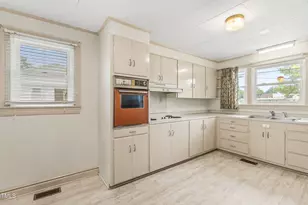 500 Rowan Rd, Clinton, NC 28328 - Photo 16