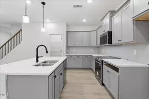 107 Manchester Ct, La Grange, NC 28551 - Photo 10