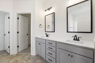 109 Manchester Ct, La Grange, NC 28551 - Photo 18