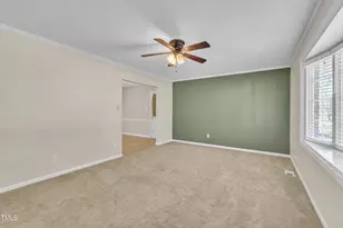 215 Longview Dr, Smithfield, NC 27577 - Photo 8