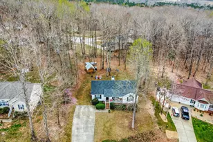 6208 Silver Spring Ct, Willow Springs, NC 27592 - Photo 2