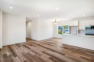 110 Bellamy Ln, Chapel Hill, NC 27516 - Photo 4