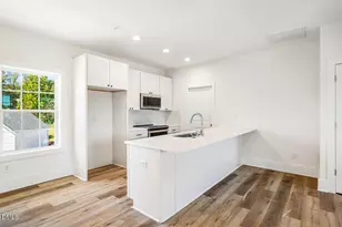 110 Bellamy Ln, Chapel Hill, NC 27516 - Photo 6