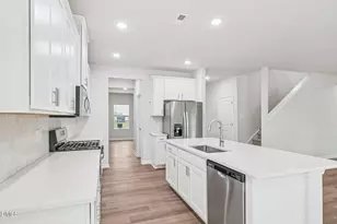 3857 Rosebush Dr, Zebulon, NC 27597 - Photo 16