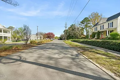 101 S Main Street, Wendell, NC 27591 - Photo 2