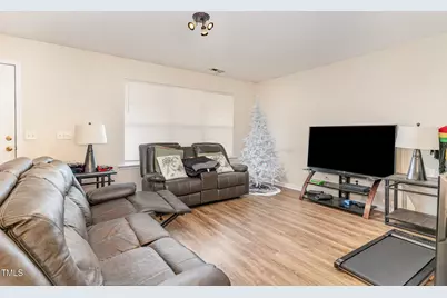 7820 Averette Field Drive, Raleigh, NC 27616 - Photo 4