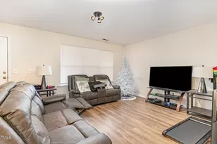 7820 Averette Field Dr, Raleigh, NC 27616 - Photo 4