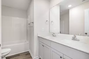 18 W Emily Gardens Dr, Selma, NC 27576 - Photo 14