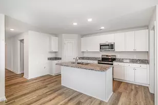 8 W Emily Gardens Dr, Selma, NC 27576 - Photo 8