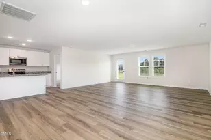 8 W Emily Gardens Dr, Selma, NC 27576 - Photo 6