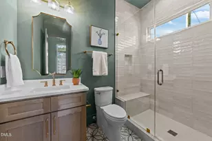 1218 Kingwood Dr, Raleigh, NC 27609 - Photo 24