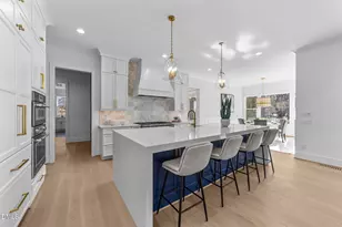 1218 Kingwood Dr, Raleigh, NC 27609 - Photo 10