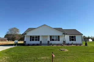 99 Pate Lndg Dr, Selma, NC 27576 - Photo 2