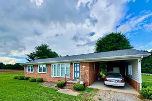 1829 Stewart Farm Rd, Henderson, NC 27537 - Photo 2