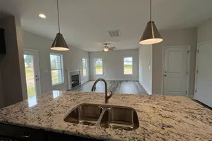 172 London Dr, Raeford, NC 28376 - Photo 8