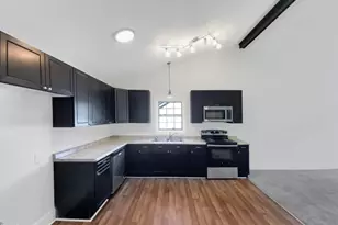 1405 Cross Link Rd, Raleigh, NC 27610 - Photo 6