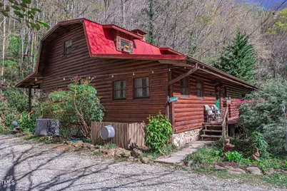 4989 W Buffalo Road, Robbinsville, NC 28771 - Photo 2