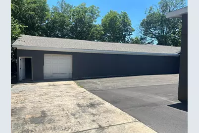 300 Guthrie Street, Graham, NC 27253 - Photo 10