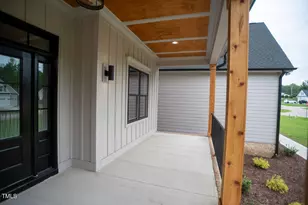 27 Batten Hl Ln, Selma, NC 27576 - Photo 4