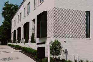 1308 Chamblee Hl Ct, Raleigh, NC 27608 - Photo 2