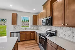 518 Sunset Lk Dr, Durham, NC 27703 - Photo 16