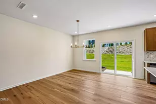 518 Sunset Lk Dr, Durham, NC 27703 - Photo 10